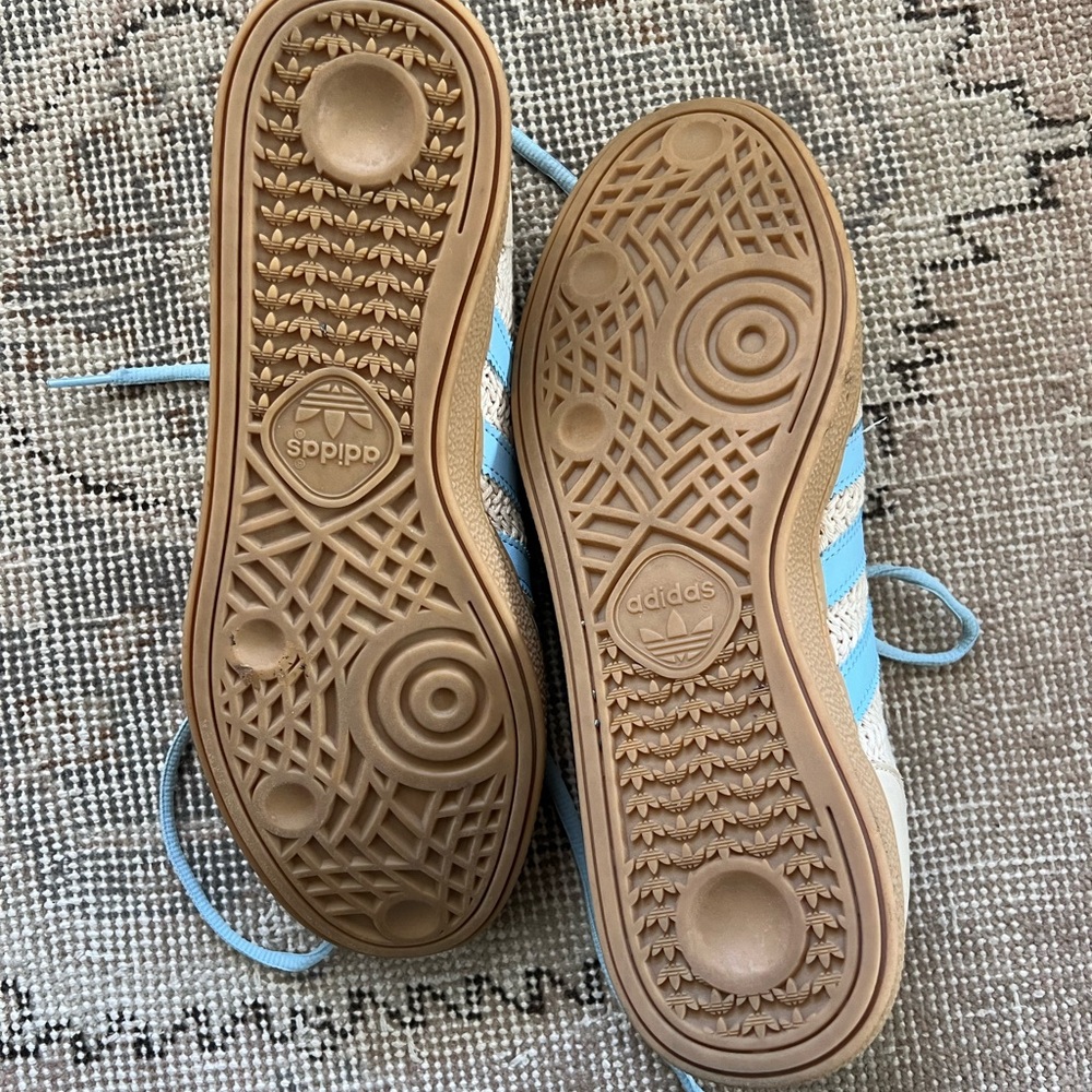 Adidas Handball Spezial Shoes - Picture 2 of 2